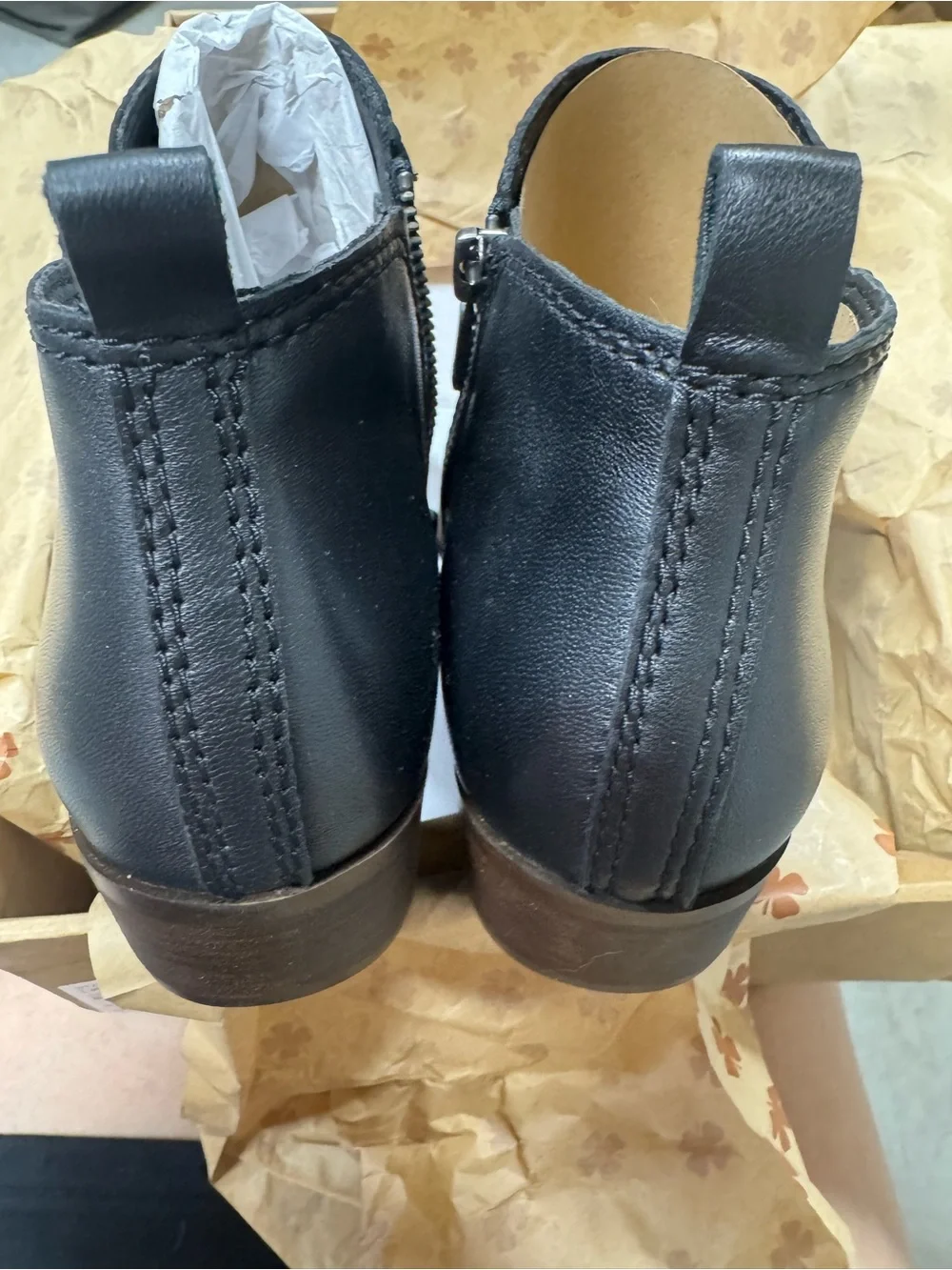 Lucky Brand Basel Ankle Booties Black Leather Women’s 7.5 M New Black